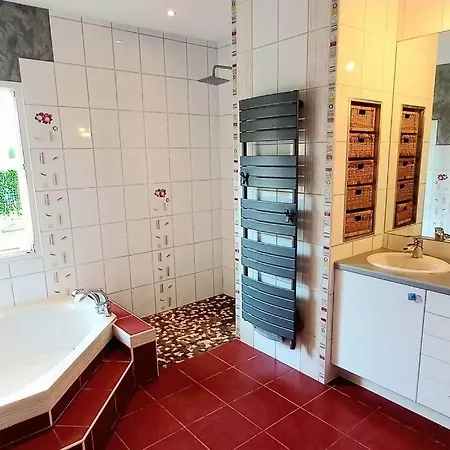 Casa vacanze 140 M² Hab. Avec Piscine