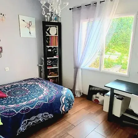 140 M² Hab. Avec Piscine *